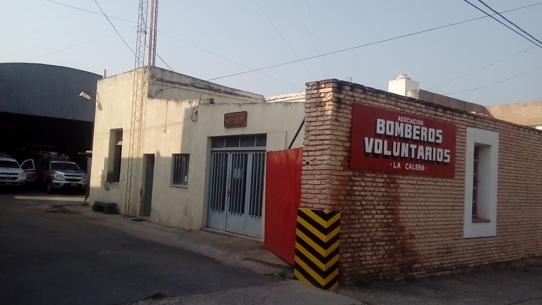 ¡NI LOS BOMBEROS SE SALVAN! – BOOM PILETERO, Todos Construyen , ¡Y No Hay Agua! – 1ª Noche de Restricción – Parte Noticias Municipal