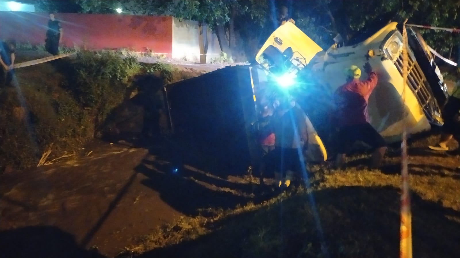 ANTICIPOS DE LA SEMANA. Camion al Arroyo – 4 Casos de Covid…