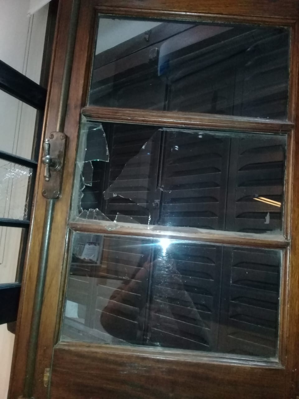 ¡LA MAFIA DE LOS CABALLOS!: Un Grupo de Violentos Que Quieren Imponer Su Voluntad….