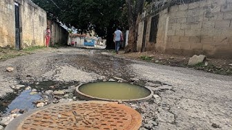 NUEVAS CLOACAS, COLAPSADAS POR CONEXIONES CLANDESTINAS – USURPADORES AL PALO – CUIDADO CON LAS FACE NEWS – POLICIALES